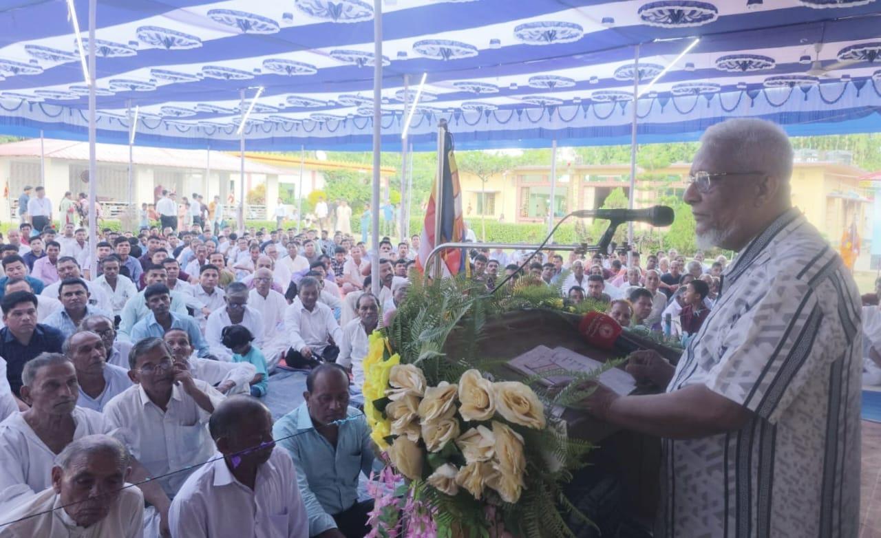 কঠিন চীবর দান অনুষ্ঠানে সম্প্রীতির বার্তা দিলেন জেলা বিএনপির সভাপতি: শাহজাহান চৌধুরী