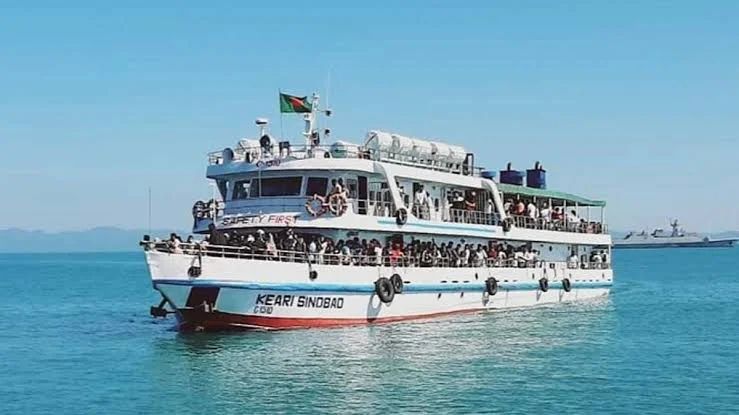 আগামীকাল থেকে সেন্টমার্টিন যাবে পর্যটকবাহী জাহাজ, শর্ত  মেনে থাকছে রাত্রিযাপনের সুযোগ