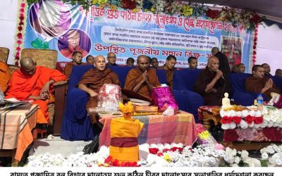 রামুতে প্রজ্ঞামিত্র বনবিহারে কঠিন চীবর দানোৎসবে পূণ্যার্থীর ঢল