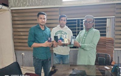 চকরিয়ায় চুরি হওয়া ও হারানো স্মার্ট ফোন উদ্ধার