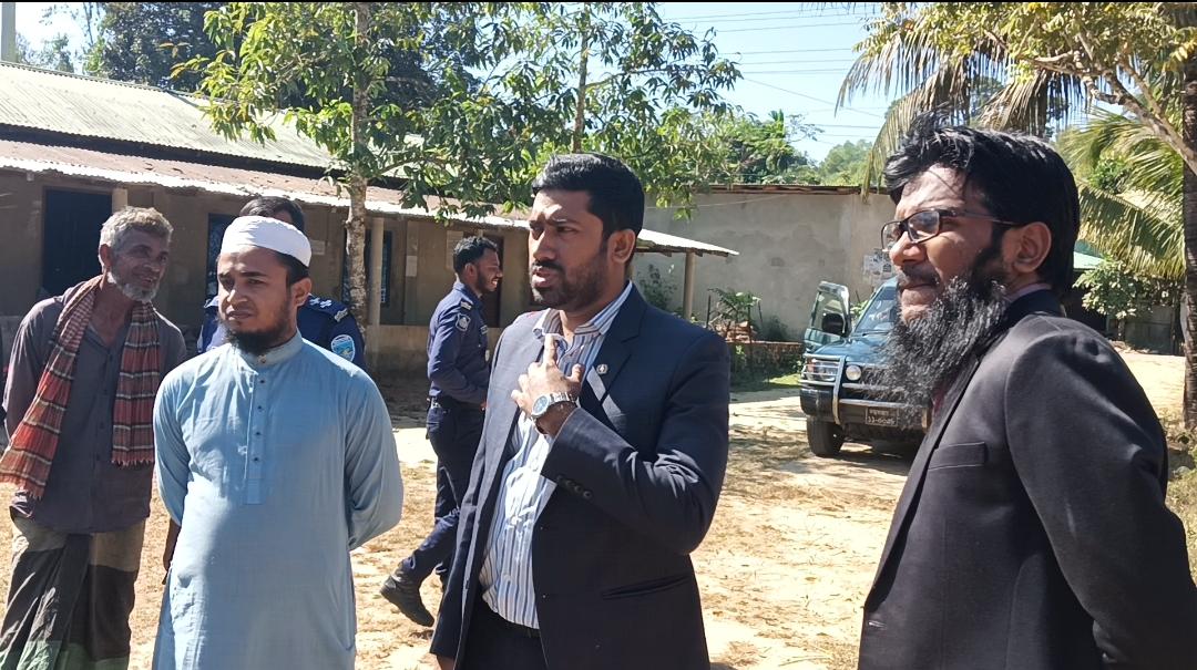 রামু উপজেলা নির্বাহী অফিসার পরিদর্শন করেছেন ঈদগড়ের ৪ ভোট কেন্দ্র 