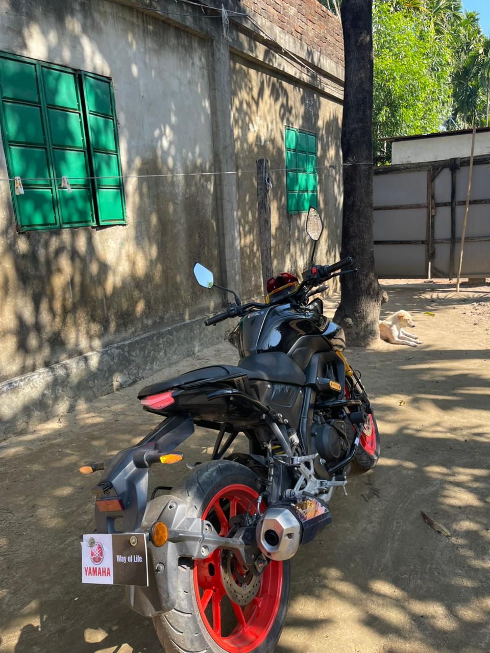 কক্সবাজারের হোটেল কয়লা’র সামনে থেকে ইয়ামাহা এমটি-১৫ মোটরসাইকেল চুরি, সন্ধান চাই মালিক!
