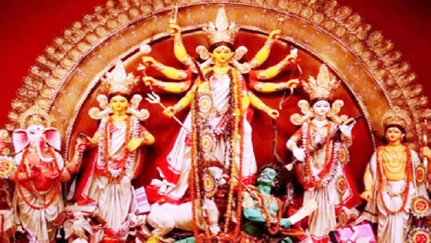 ষষ্ঠী পূজার মধ্যদিয়ে শারদীয় দুর্গোৎসব শুরু