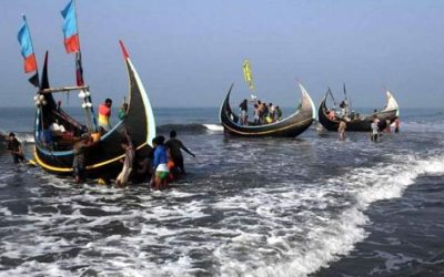 জেলেদের সতর্কতা: ট্রলারসহ সব নৌকা গভীর সমুদ্রে না যাওয়ার নির্দেশ