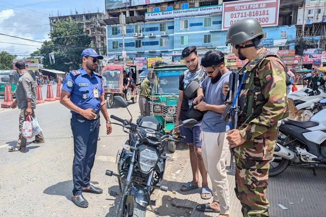 ‘১৩ নভেম্বর’ ঘিরে জেলায় সতর্ক অবস্থানে আইনশৃঙ্খলা বাহিনী