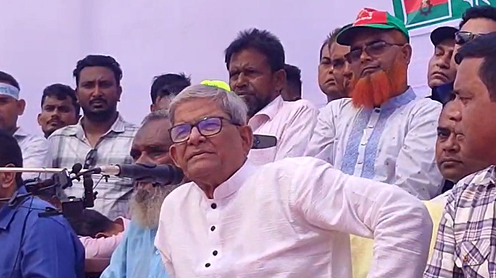 আমরা বলছি, গণভোট যদি হতেই হয় নির্বাচনের দিনে হতে পারে: মির্জা ফখরুল