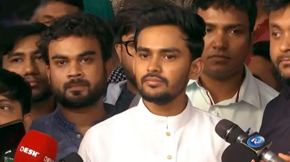 ভোট করতে যাচ্ছেন, তবে কখন জানাবেন আলোচনার পর : উপদেষ্টা আসিফ