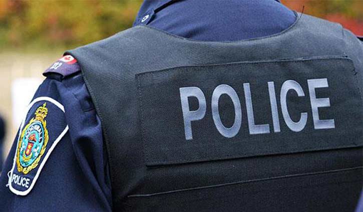 ইয়াবাসহ কক্সবাজারের পুলিশ সদস্য আটক পরে মুক্ত