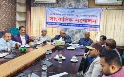 আইন উপেক্ষা করে ৪২ কোটি ভেনামি চিংড়ির নাপলি আমদানির অনুমতি : ধ্বংসের মুখে দেশীয় হ্যাচারি শিল্প