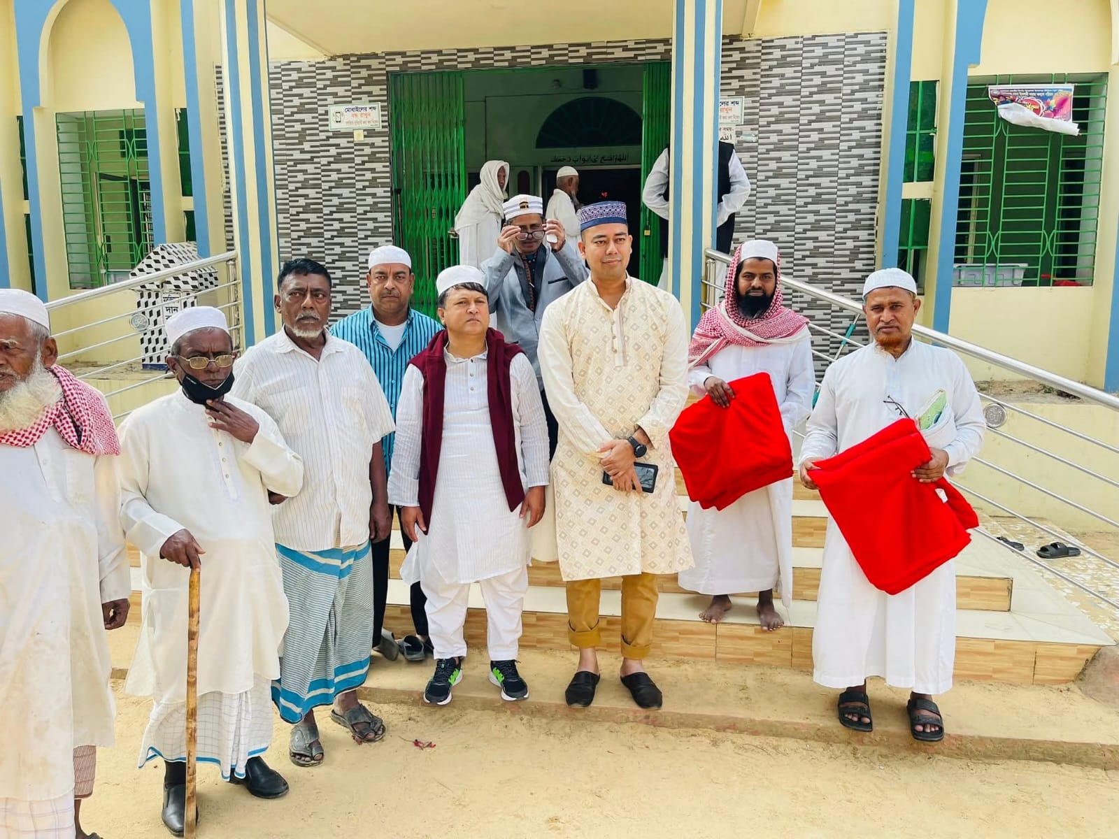 নির্বাচনকালীন স্বচ্ছতা নিশ্চিতকরণে ভোটারদের ভুমিকা অপরিসীম– ঈদগাঁও থানা ওসি