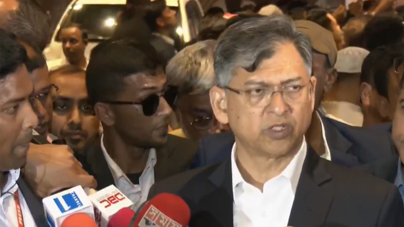 সংবিধান সংস্কার পরিষদের শপথ না নেয়ার যে ব্যাখ্যা দিলেন সালাহউদ্দিন আহমেদ