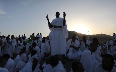 ফরজ হজ পালনে ইচ্ছাকৃত দেরি করলে গুনাহ হবে?