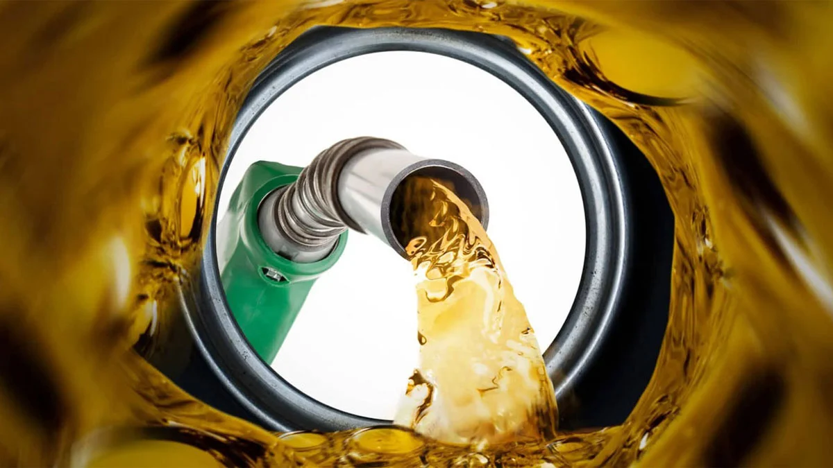 জ্বালানি তেলের দাম কমল বিশ্ববাজারে