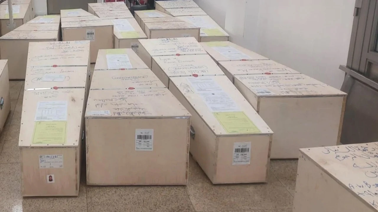 কুয়েত, মালয়েশিয়া ও লিবিয়া থেকে দেশে এলো ৩৪ প্রবাসীর মরদেহ