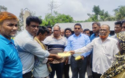 চকরিয়ায় অগ্নিকাণ্ডে ক্ষতিগ্রস্ত ৪ পরিবারে কোস্ট ফাউন্ডেশনের নগদ অর্থ সহায়তা প্রদান