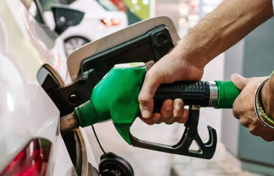 সোমবার থেকে ডিপো পর্যায়ে বর্ধিত হারে দেয়া হবে ডিজেল-পেট্রোল-অকটেন