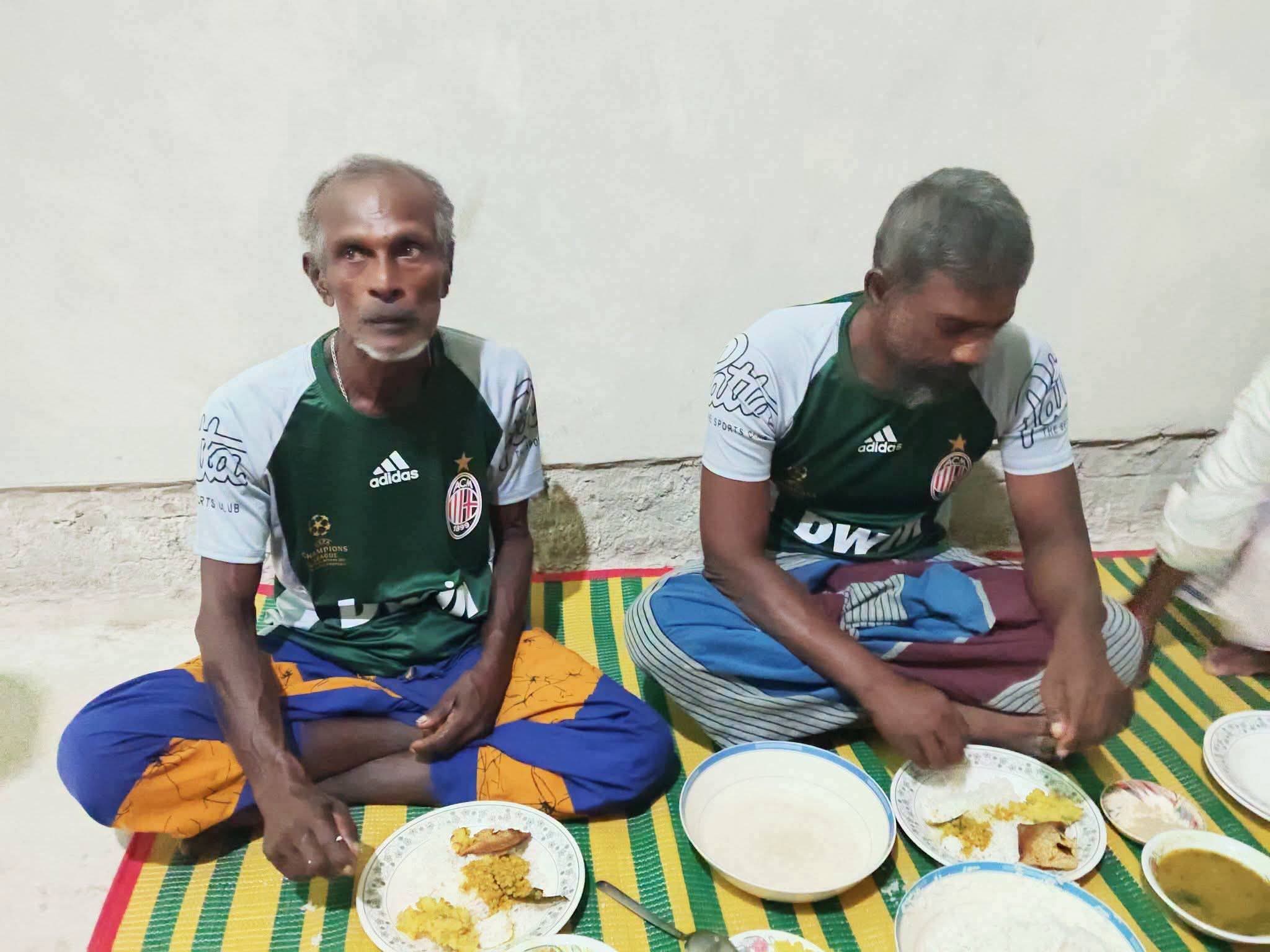 ​মহেশখালীতে সাগরে ৩৬ দিন ভেসে থাকা দুই শ্রীলঙ্কান জেলে উদ্ধার