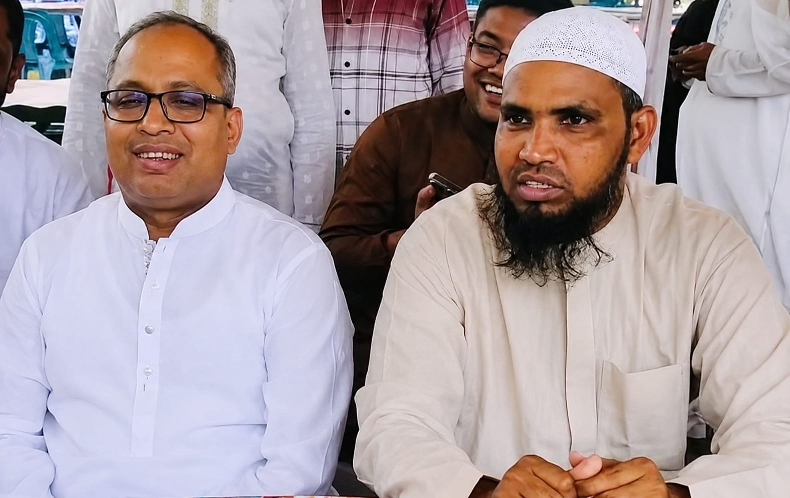 বাঁশখালীতে আওয়ামী লীগপন্থী সাংবাদিক শফকতের বিরুদ্ধে জাল দলিল তৈরির মামলা!
