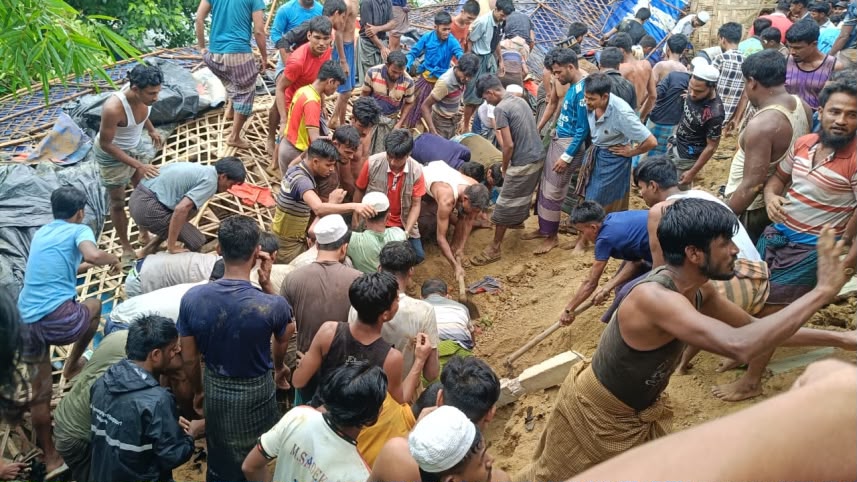 রোহিঙ্গা ক্যাম্পে পাহাড়ধসের ট্র্যাজেডি নিহত ৮ ছাত্রী, আহত ৫