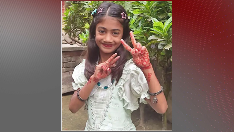 যশোরে বিষধর সাপের ছোবলে একমাত্র মেয়ের মৃত্যু