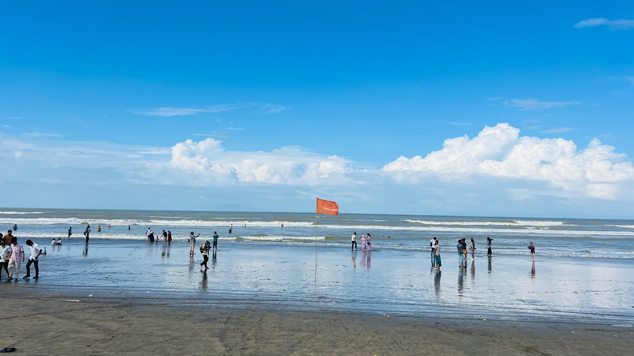 ঝোড়ো হাওয়ার আশঙ্কায় কক্সবাজারসহ চার সমুদ্রবন্দরে ৩ নম্বর সতর্কসংকেত
